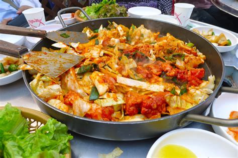 다산신도시 춘천 닭갈비, 도시 개발과 전통의 맛이 만나다